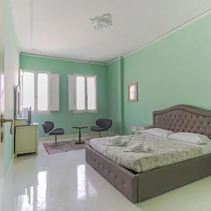 Appartamento Spacious Three Bedroom On The Arno, Firenze