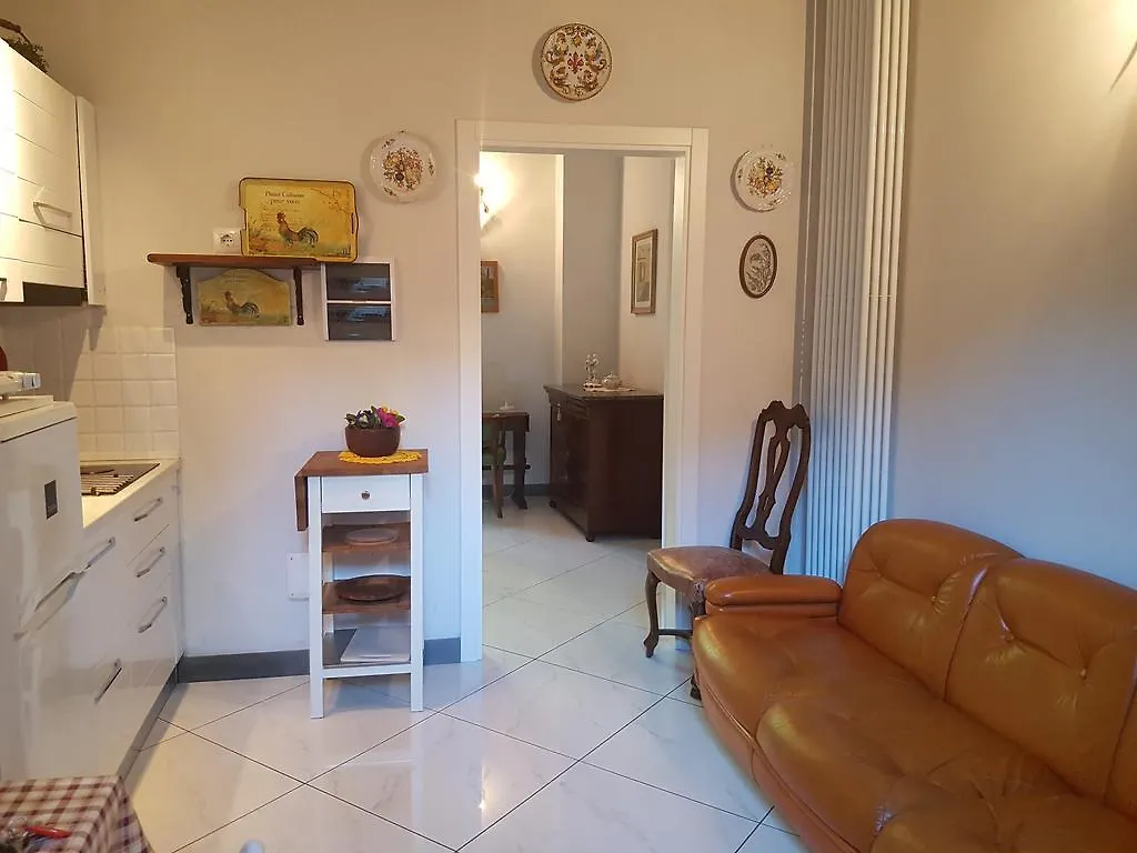 Peacefull In Duomo Apartment Florence 0*,